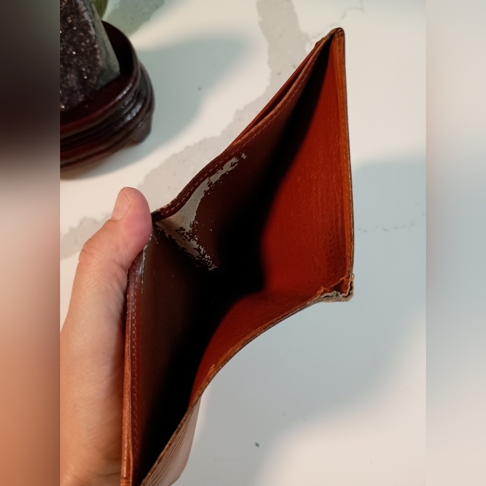 Authentic Louis Vuitton Wallet EPI Brown Authentic For Men - Picture 7 of 12